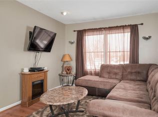 8 Cathedral Ct, Buffalo, NY 14224
