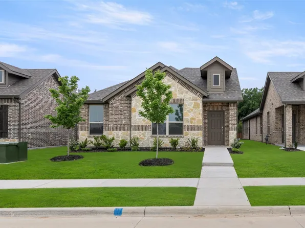 213 Foreman Dr, Midlothian, TX 76065
