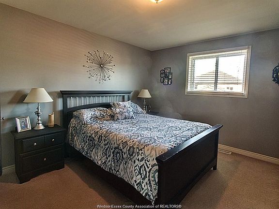 4th image of 3134 Seville Ave