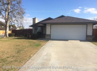 5900 Osborne Ct, Bakersfield, CA 93307