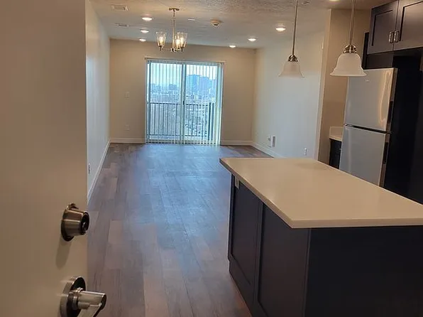 1032 E 400s S #401-B, Salt Lake City, UT 84102