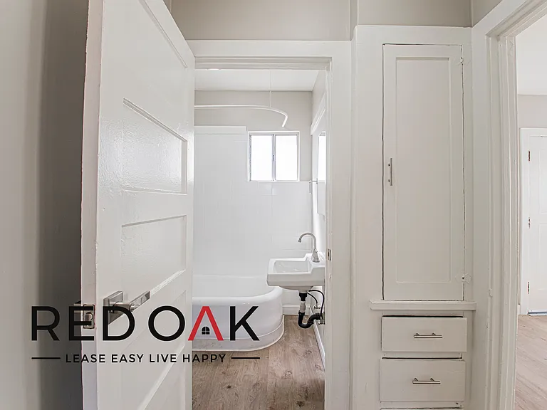424 E 20th St #428.5 — Photo 13