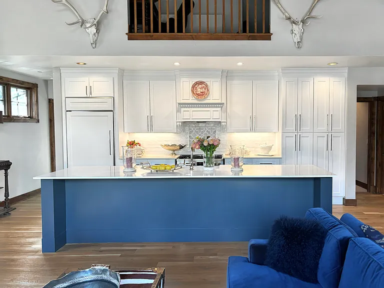 501 W Main St #A201 — Photo 3