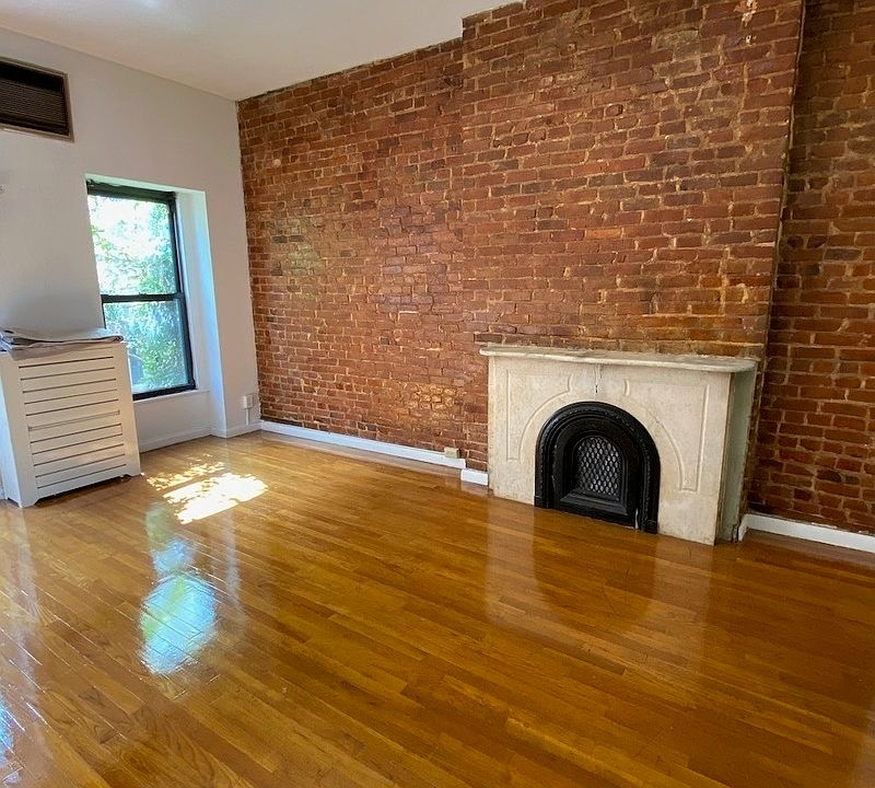 1st image of 251 E 31st St APT 3
