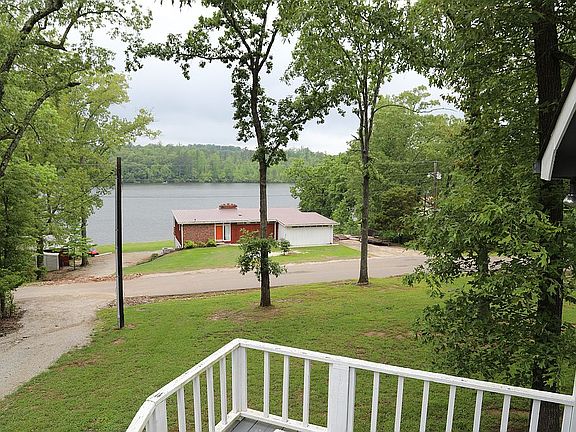 5th image of 969 Pineview Rd