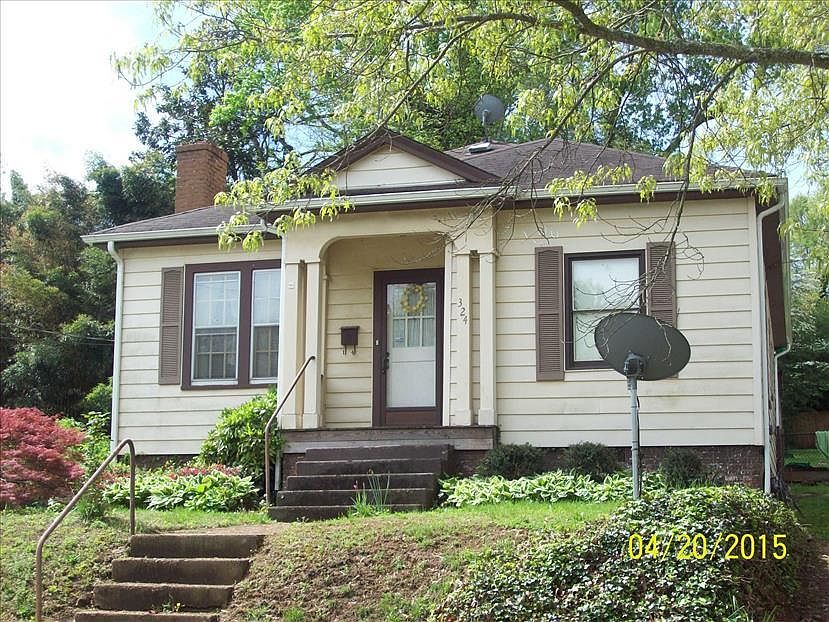 1st image of 324 Westhampton Ave