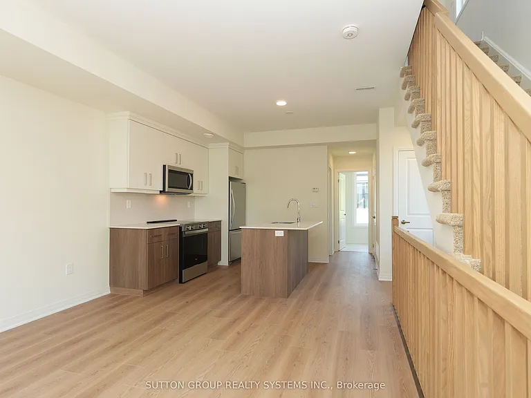 734 Front Royal St #13 — Photo 5