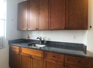 2270 27th St APT 3A, Astoria, NY 11105