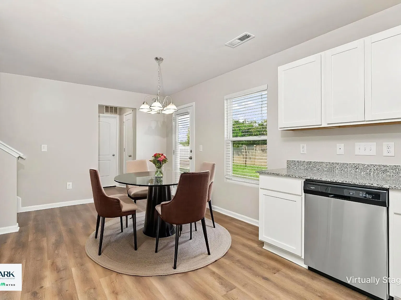 3 bed, 3.0 bath, 1603 sqft, $1,925 — Photo 3