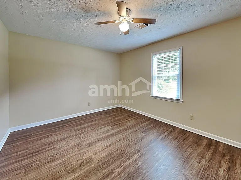 2835 Shane Dr — Photo 18