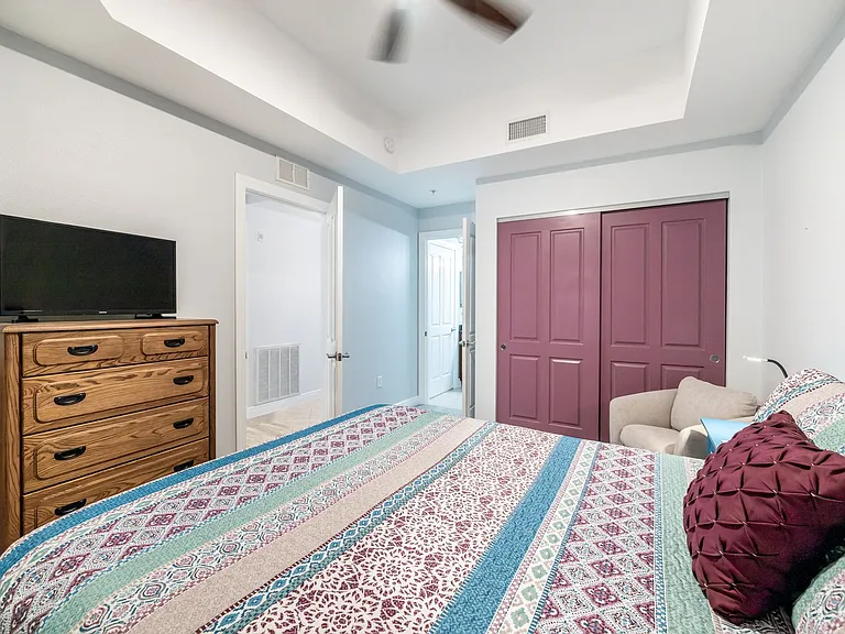 5116 Melbourne St #B-303 — Photo 40