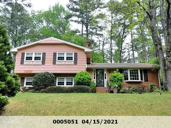 140 Shirley Dr, Cary, NC 27511