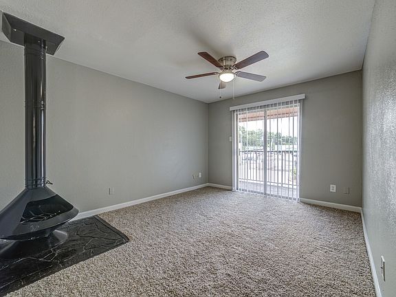 Ashford Santa Cruz Interior