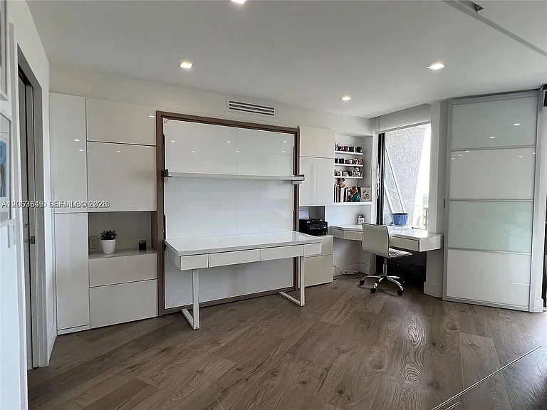 3300 NE 191st St #1610 — Photo 19