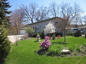 1st image of 1713 Queens Ct