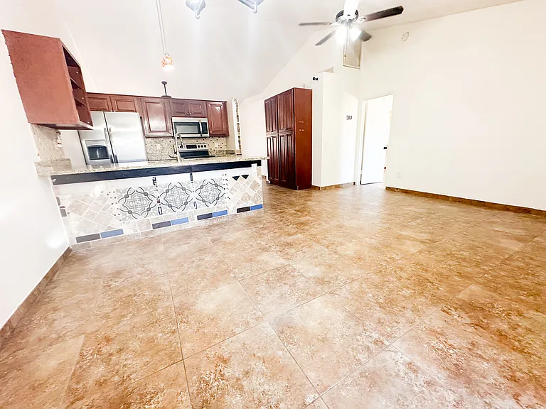 3025 W Irma Ln — Photo 12