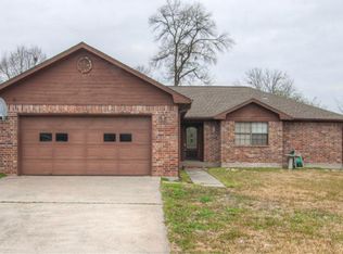 235 Fantasy Ln, Montgomery, TX 77356