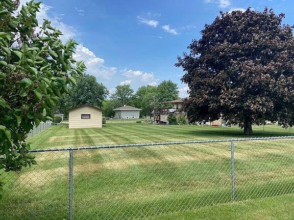 3rd image of 1473 Lamson Dr