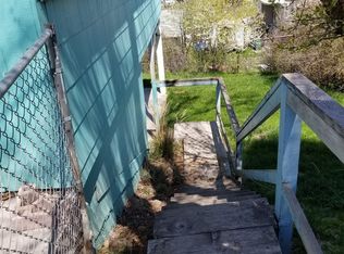 527 1/2 Upham St, Klamath Falls, OR 97601