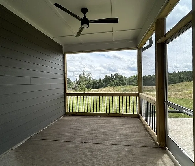 212 Summer Breeze Dr — Photo 24