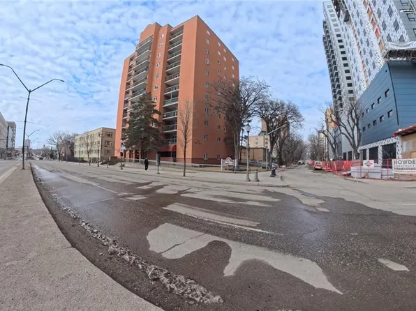 UNIT 706-405 5th AVENUE N, Saskatoon, SK S7K 6Z3