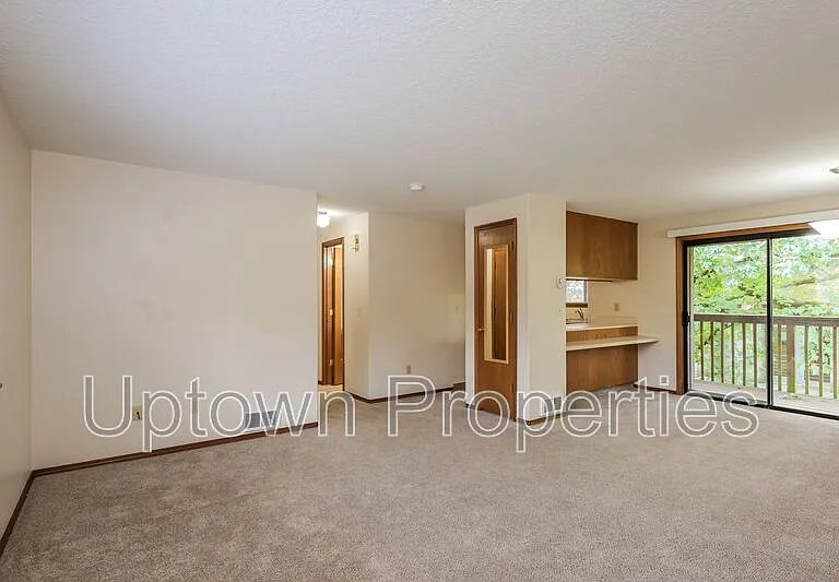 1516 SW Dewitt St #1516 — Photo 5
