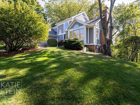3rd image of 230 Rexford Dr SE