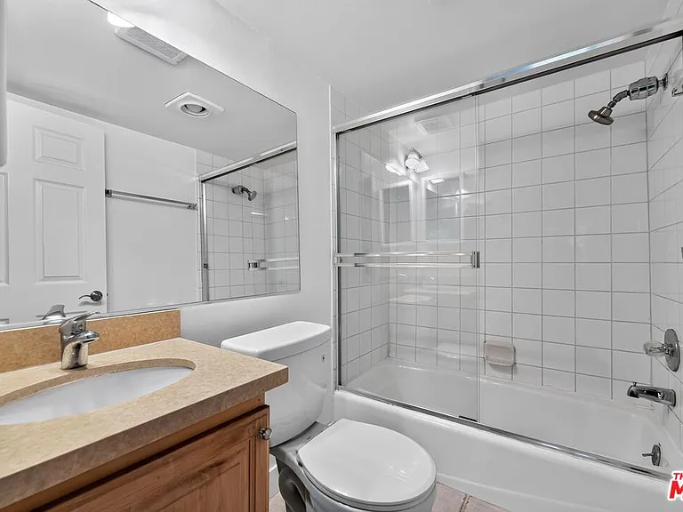 3712 Evans St #7 — Photo 18