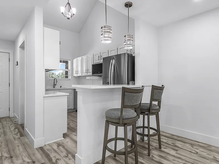 11903 Apache Ave #3 — Photo 10