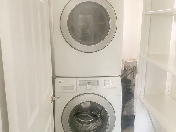 2nd image of 227 N Marion St APT 1