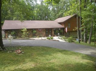 402 Shandell Dr, Bedford, IN