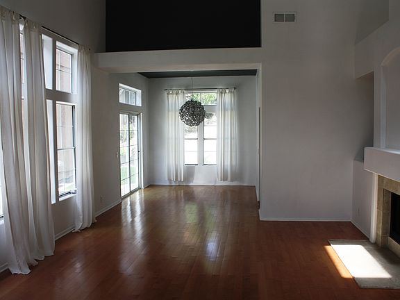 3rd image of 11682 Portofino Dr