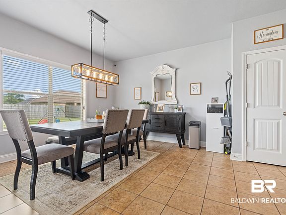 4th image of 24209 Tullamore Dr