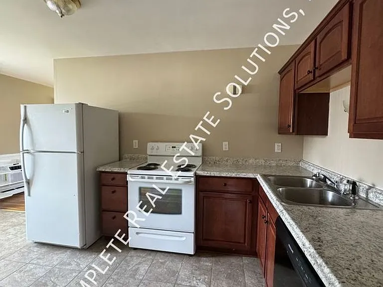 303 N Madison Ave #3 — Photo 6