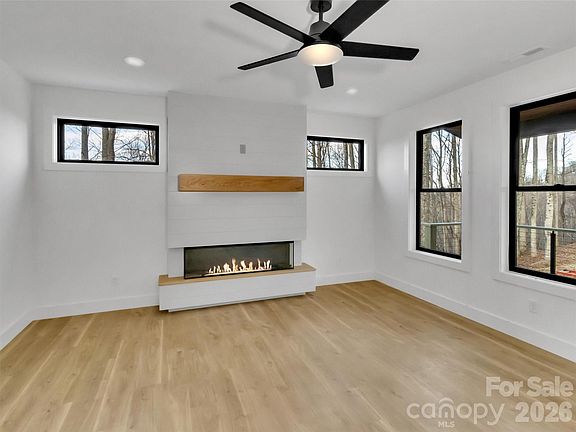 5th image of 1351 Old Country Rd