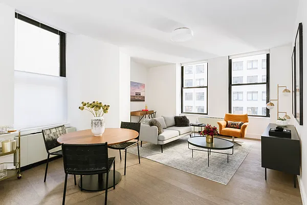 Sold by Reuveni LLC | media 7