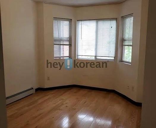 2nd image of 36-00 Leavitt St Floor 3