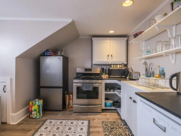 139 Spring St #3 — Photo 23