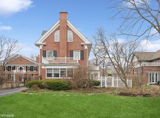 251 Scott Ave, Winnetka, IL 60093