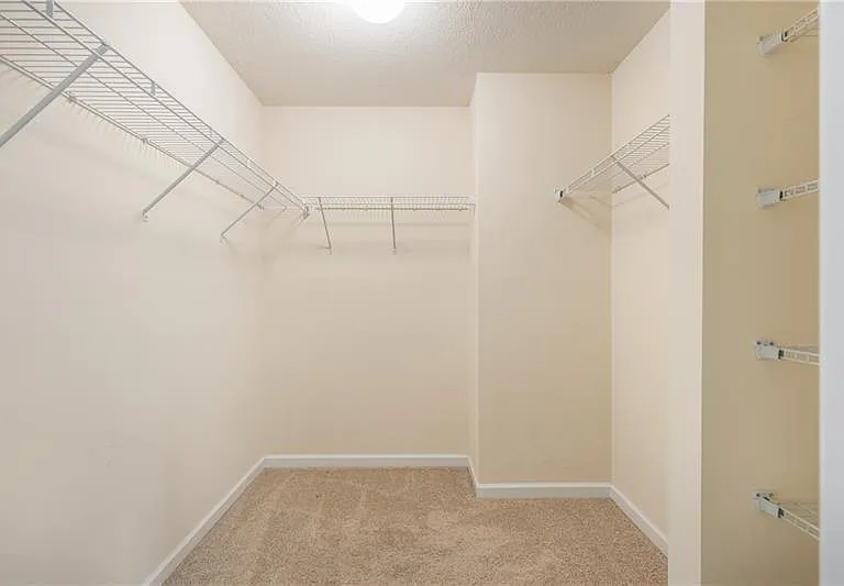 248 Broadstone Dr — Photo 17