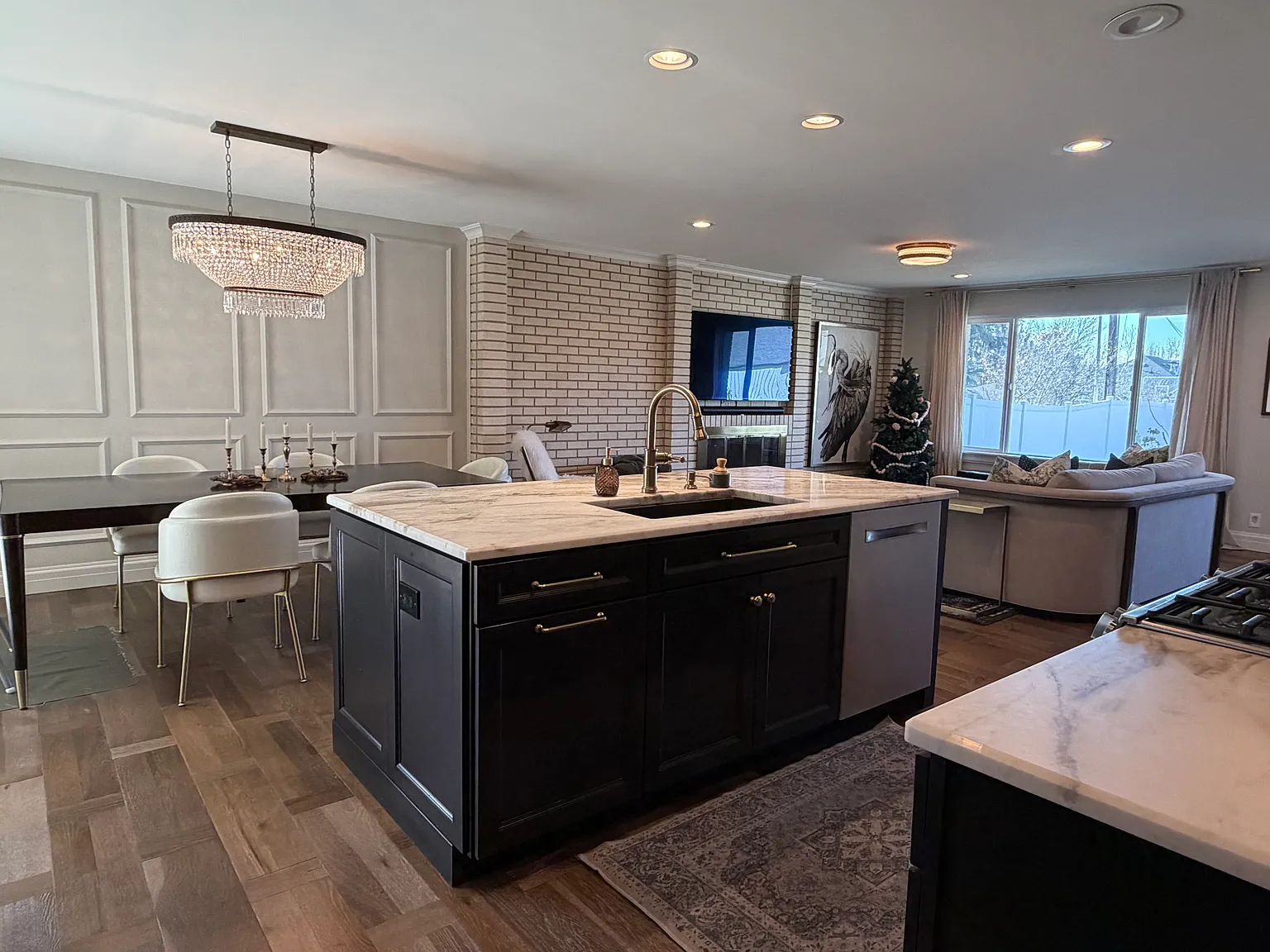 4 bed, 2800 sqft, $5,000 — Photo 3