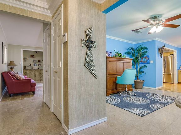 4th image of 2233 Prince John Dr