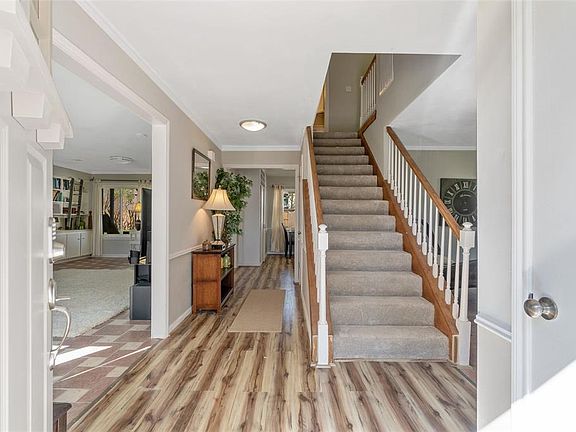 4th image of 12711 Rolling Valley Dr