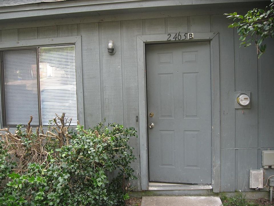 Private front entry