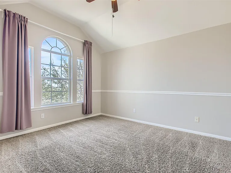 1001 Shadow Valley Cv — Photo 18