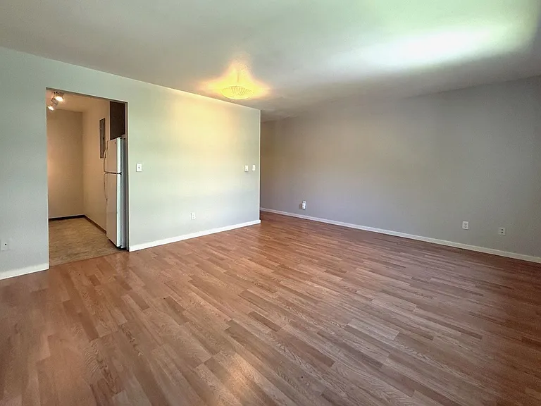 1617 E Jefferson St — Photo 7