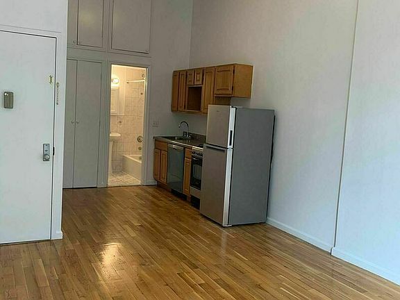 2nd image of 639 Bushwick Ave APT 3C