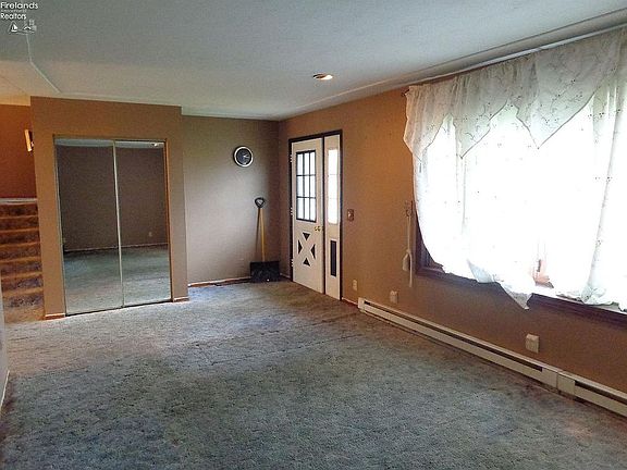 5th image of 6706 Susan Dr