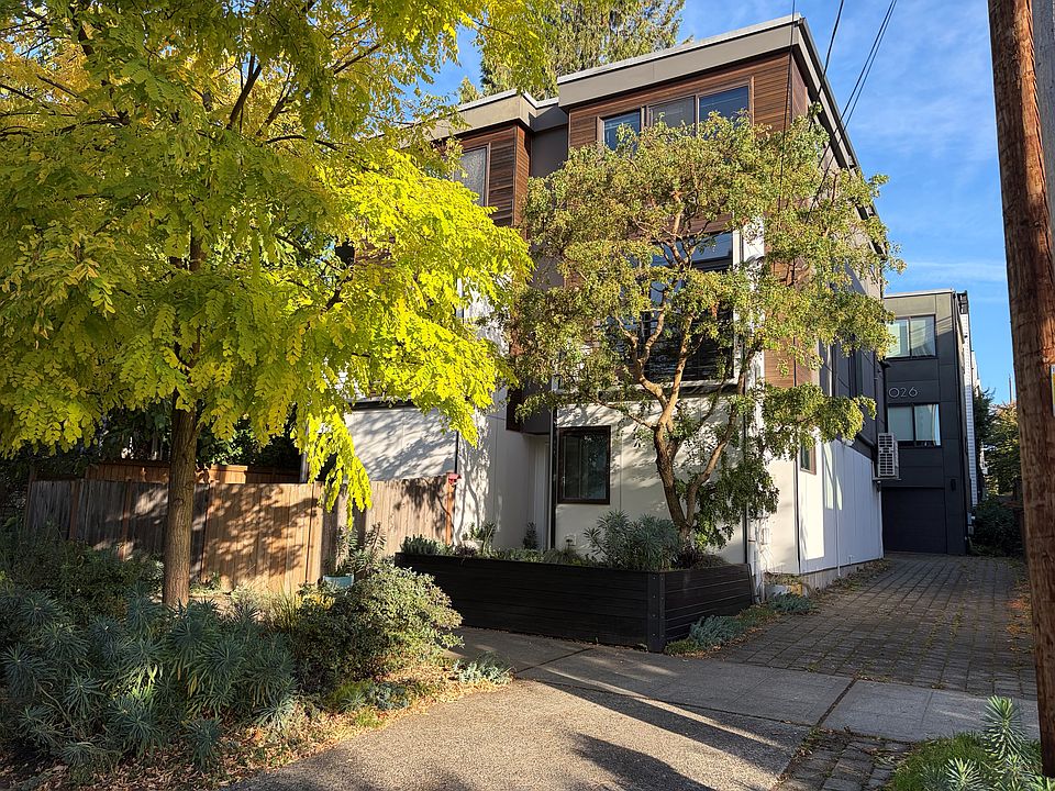 1st image of 2028 NW 62nd St