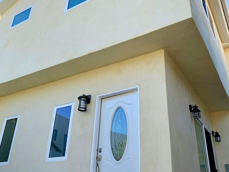 Private Entrance